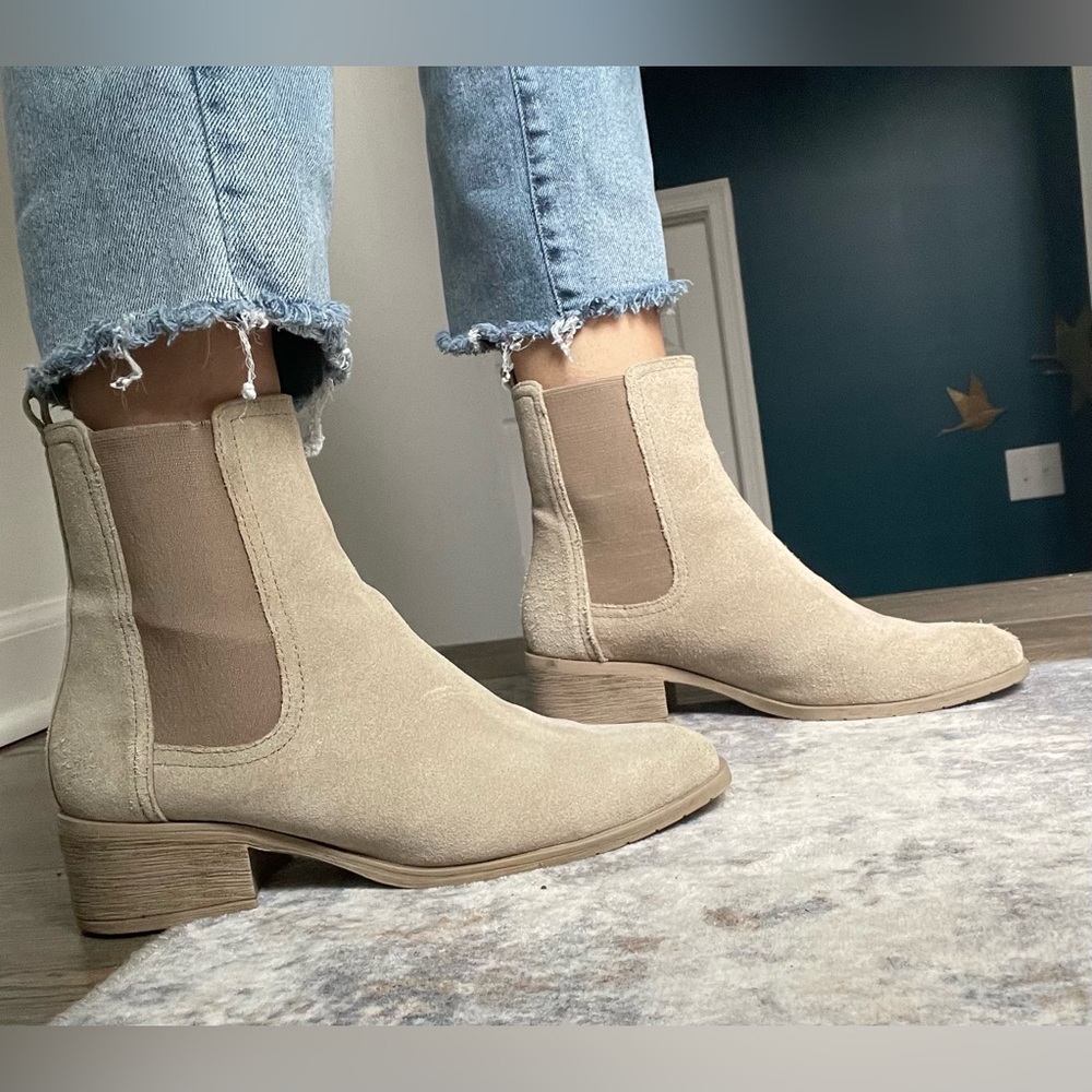 Kenneth Cole Reaction Chelsea Leather Boots (W8)